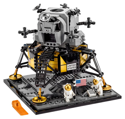 LEGO Creator Expert NASA Apollo 11 Mondlandefähre (10266)